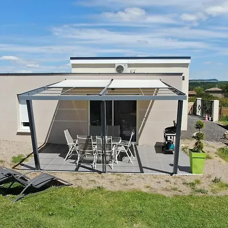 Maison Charmante Avec Jardin A *